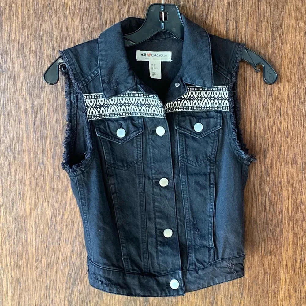 H&M Coachella Official Collection Embroidered Black Denim Vest - Picture 4 of 9